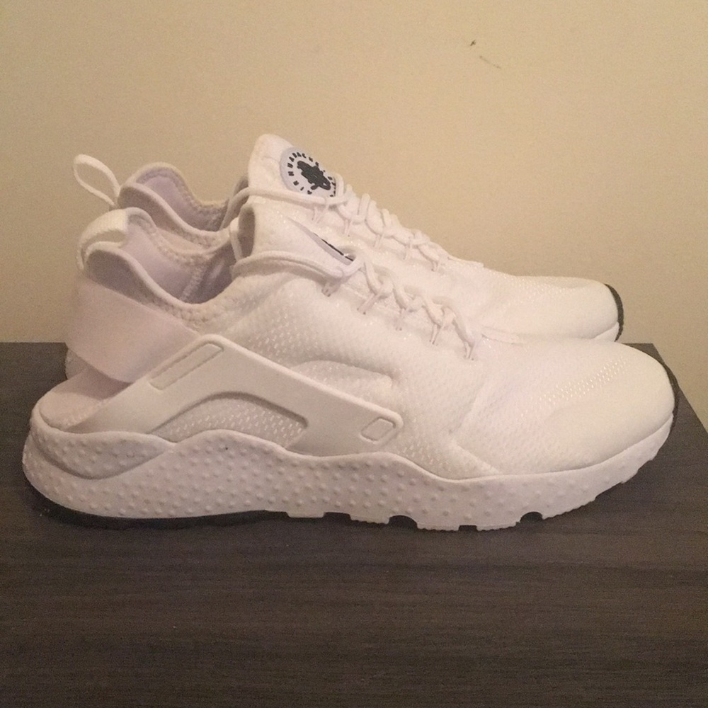 Brand New Nike Huaraches!
